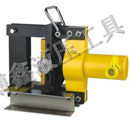 玉环博鑫液压工具厂，供应铜排弯曲工具，千斤顶，钢筋切断器，角钢切断机，螺帽破切器